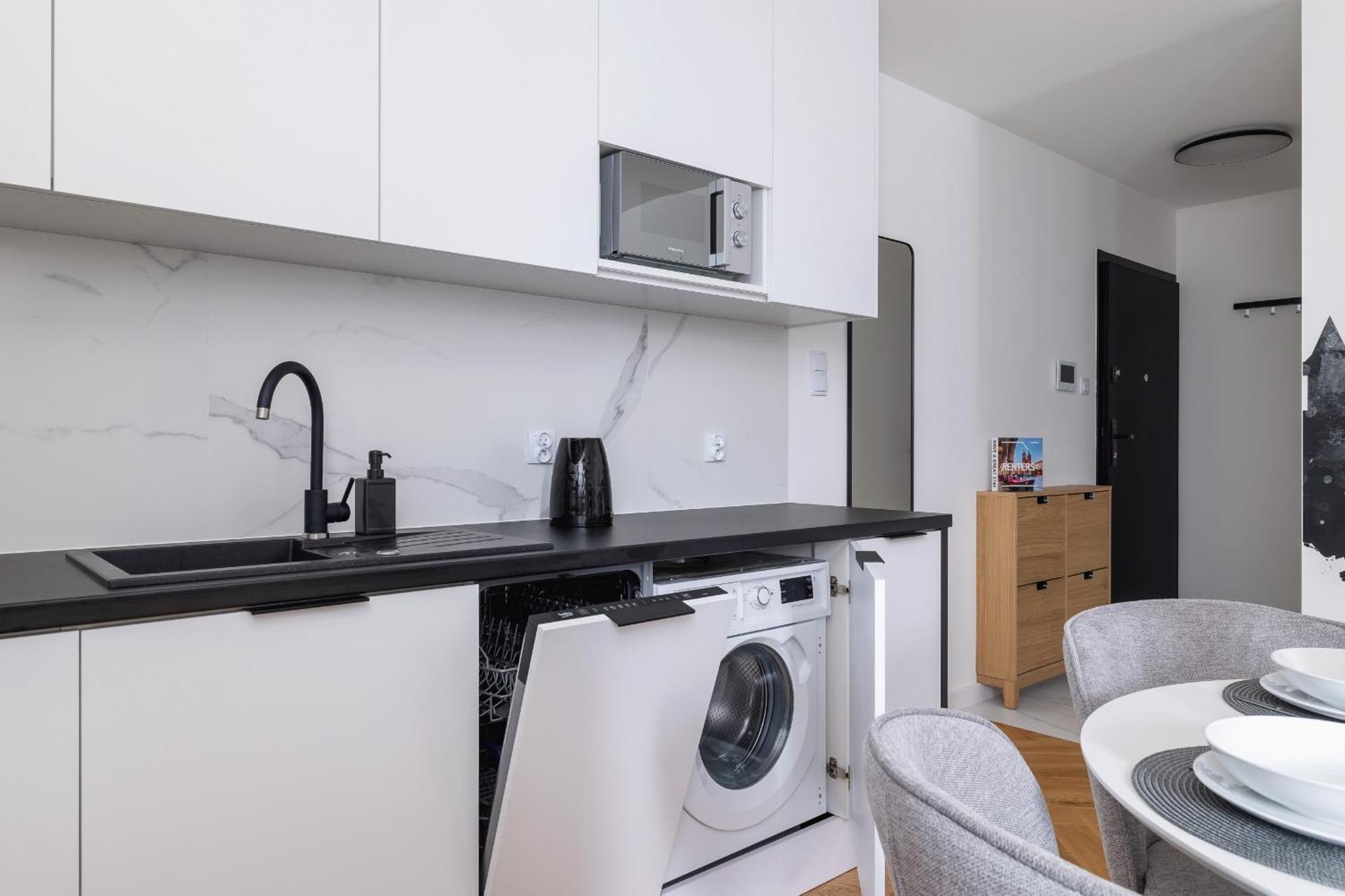 Lux Apartments Kosciuszki 39 With Parking By Renters Prestige 크라쿠프 외부 사진