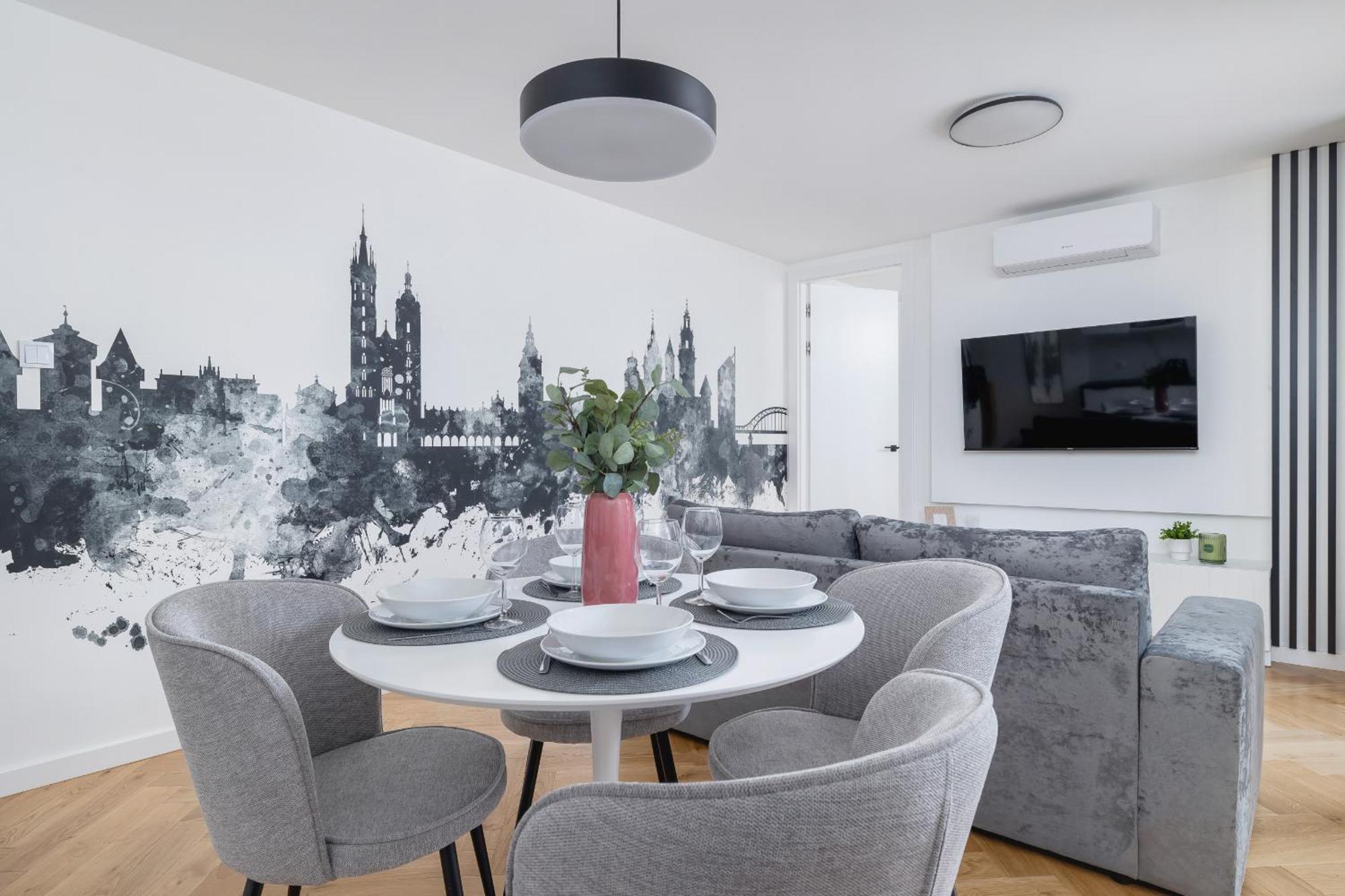 Lux Apartments Kosciuszki 39 With Parking By Renters Prestige 크라쿠프 외부 사진